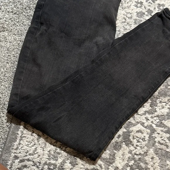 🖤Gloria Vanderbilt Slimming Jeans🖤 - Picture 4 of 7